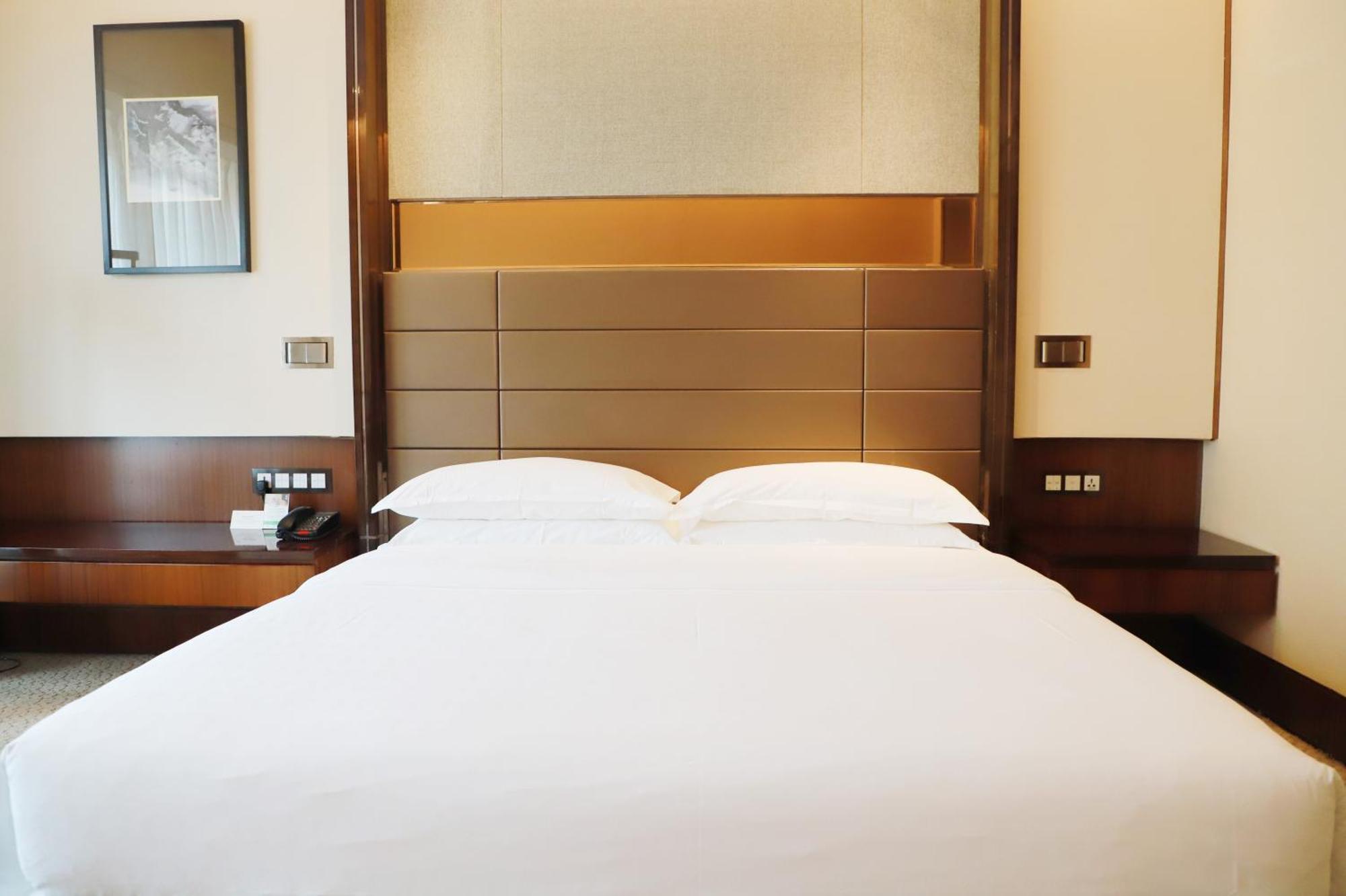 Sheraton Hefei Xinzhan Hotel Exterior foto